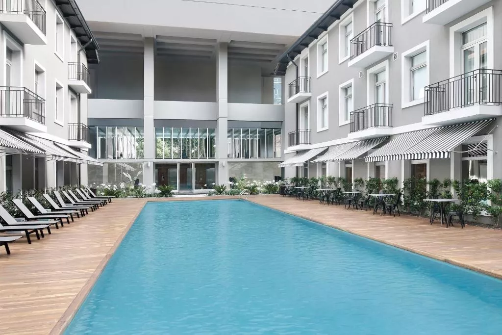 CH Madero Urbano Suites Piscina no terraço do CH Madero Urbano Suites em Puerto Madero.