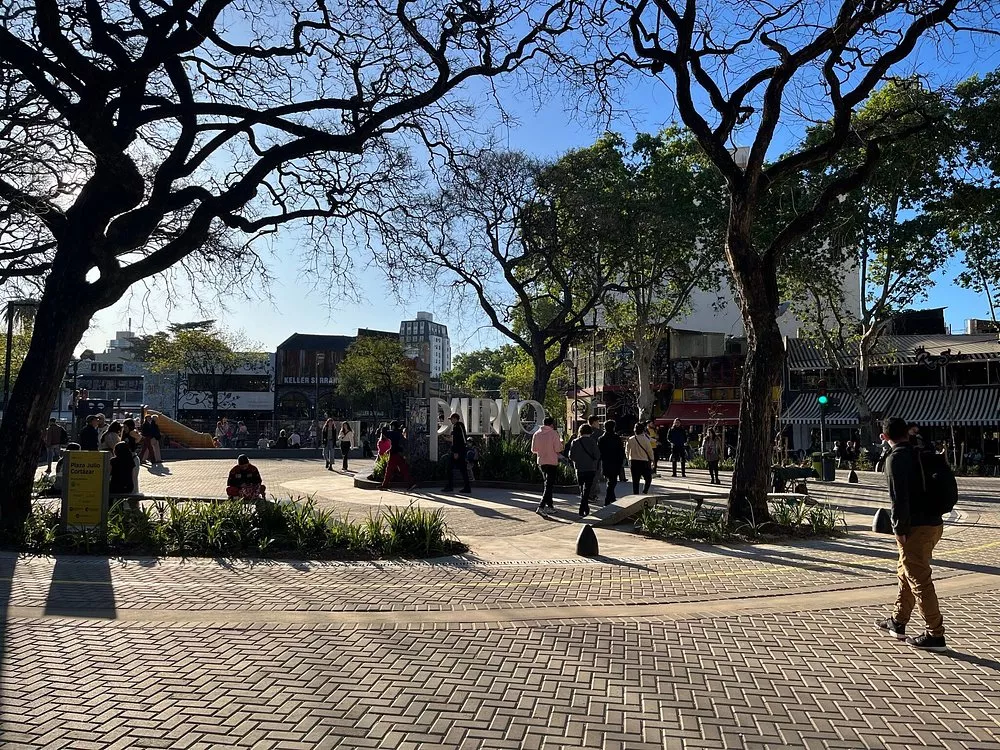 Feira de Palermo Soho (Plaza Serrano) Barracas de moda e design na Feira de Palermo Soho, na Plaza Serrano.