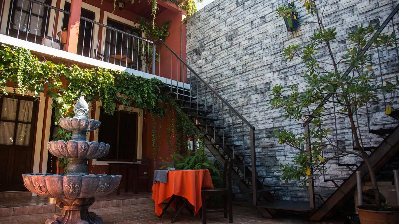 Hotel Rivera Varanda com vista para o rio no Hotel Rivera em Colonia.