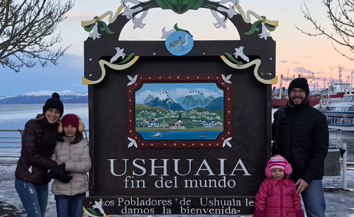 Roupas de inverno para Ushuaia Pessoa com roupas de inverno adequadas para o clima de Ushuaia.