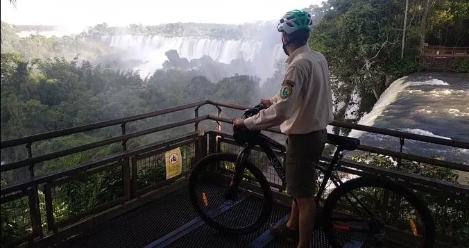 Aluguel de bicicleta em Puerto Iguazú Bicicletas disponíveis para aluguel em Puerto Iguazú.