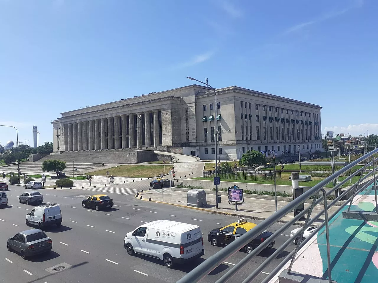Faculdade de Direito da UBA A imponente fachada da Faculdade de Direito em Recoleta.