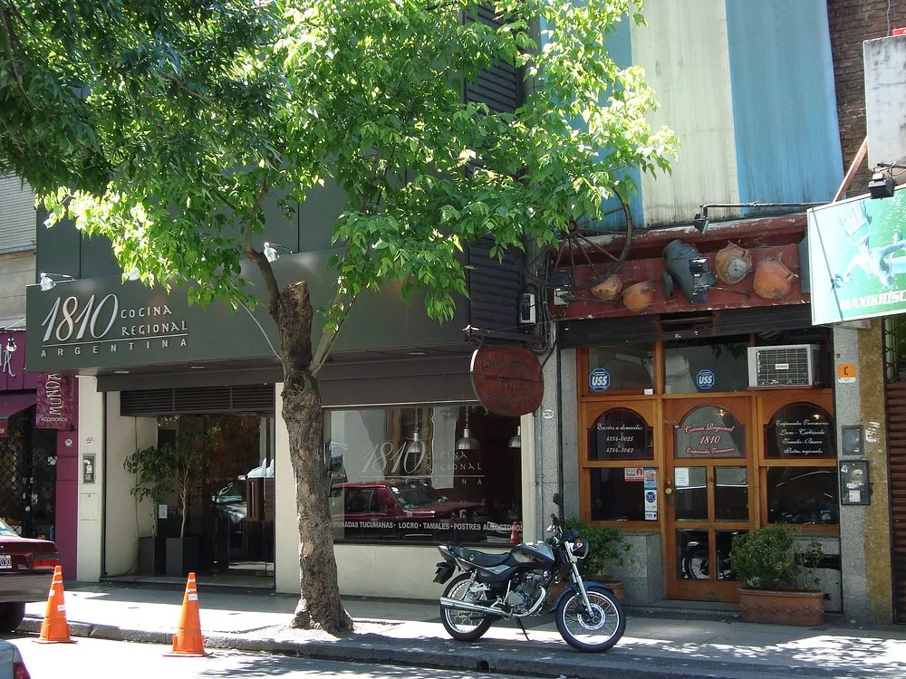 1810 Cocina Regional Prato de comida regional do restaurante 1810 Cocina Regional em Belgrano.