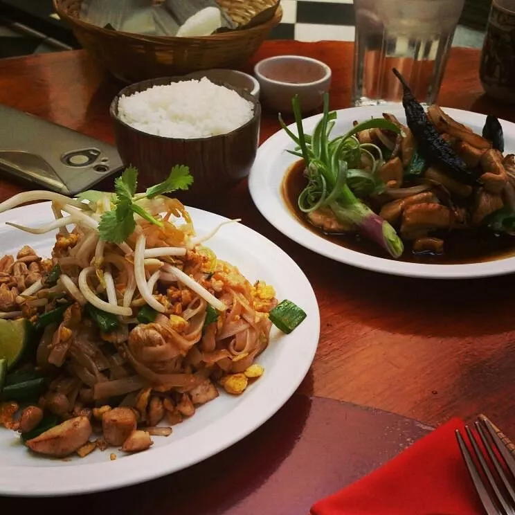 Gastronomia do Bairro Chinês Prato de comida asiática servido em um restaurante do Bairro Chinês.
