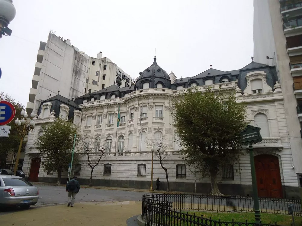 Embaixada do Brasil em Buenos Aires O Palácio Pereda, atual Embaixada do Brasil em Buenos Aires.