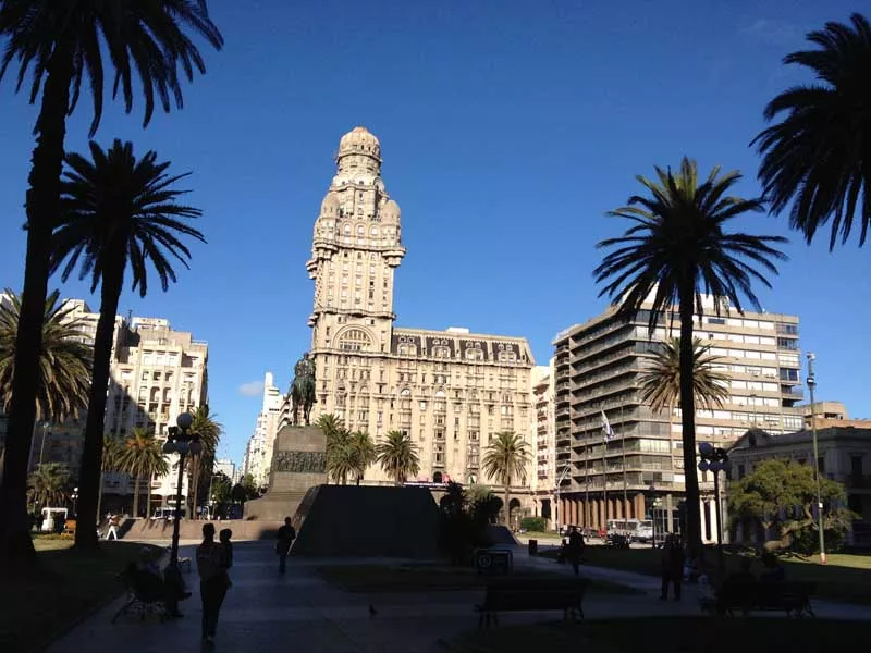 Diversidade de Montevidéu Bairros e Pontos Turísticos Imperdíveis